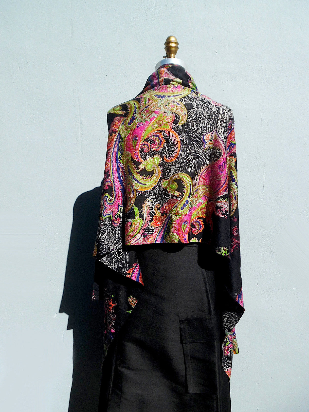 Cardigan Silk And Cashmere Paisley Black And Bright