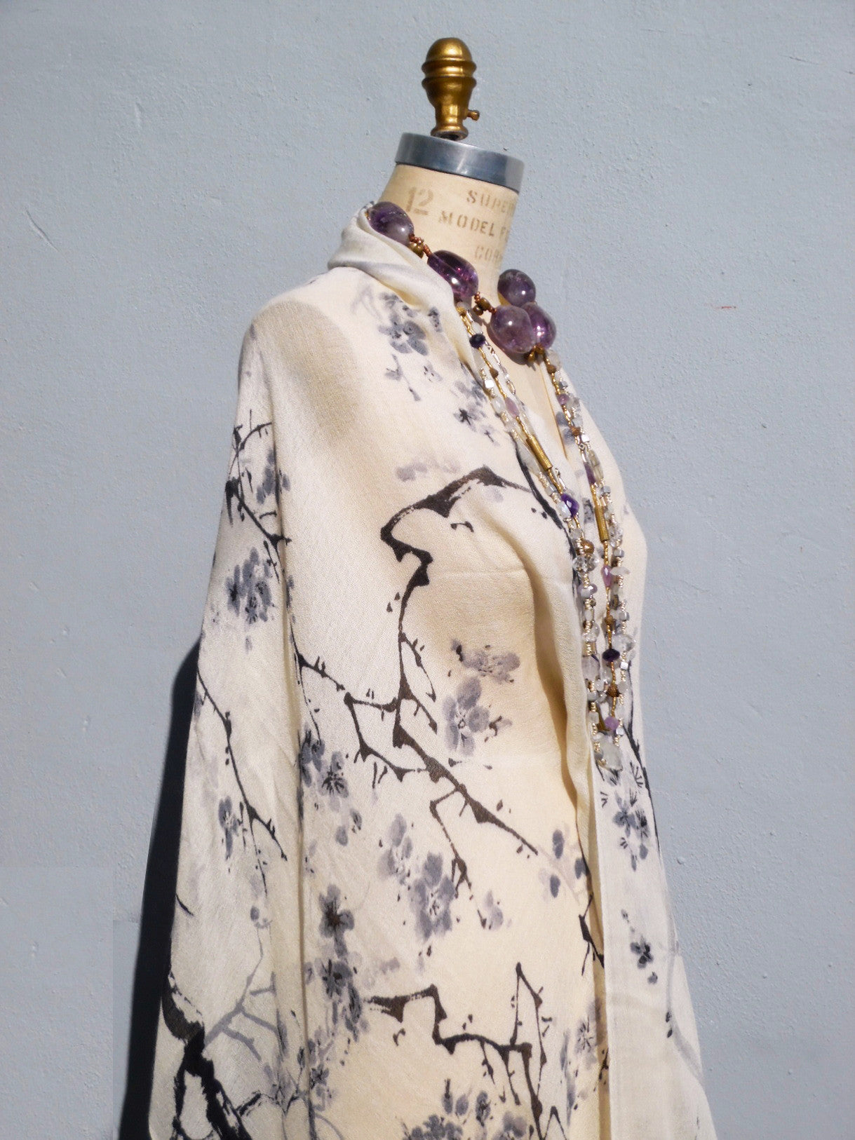 SHAWL SILK AND CASHMERE BLACK AND WHITE CHERRYBLOSSOM