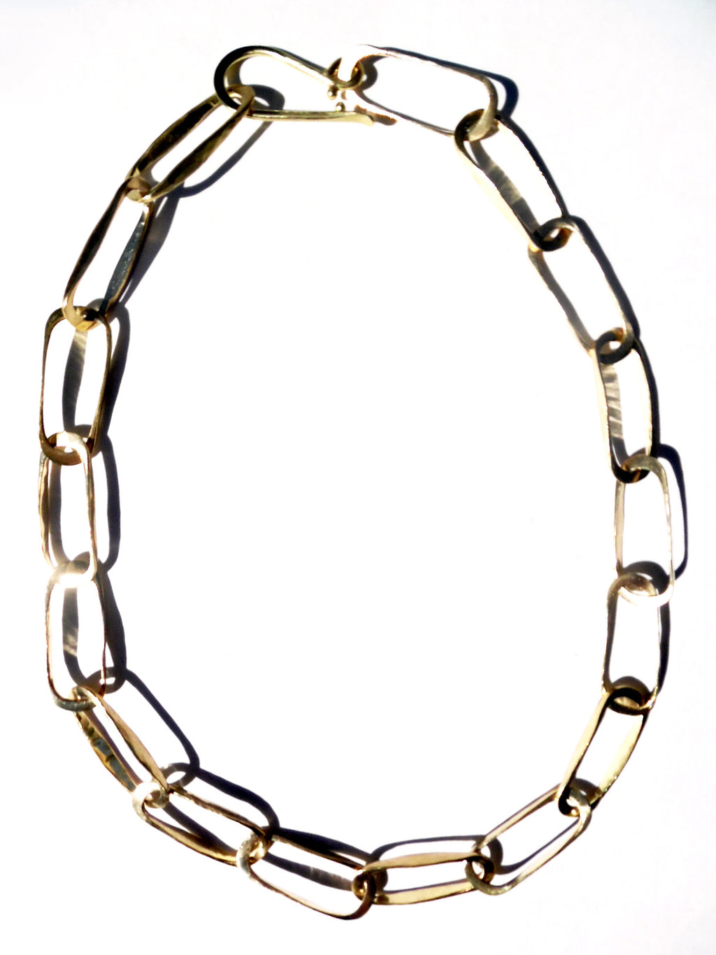 OVAL LINK NECKLACE IN GOLD ON BRASS