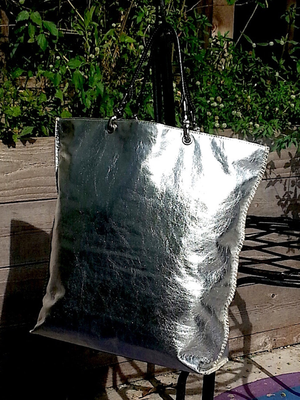 Gajumbo Tote Bag Metallic Leather