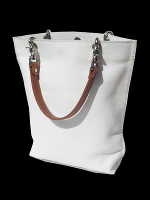 The New Santro Tote Bag Pebble Grain Leather