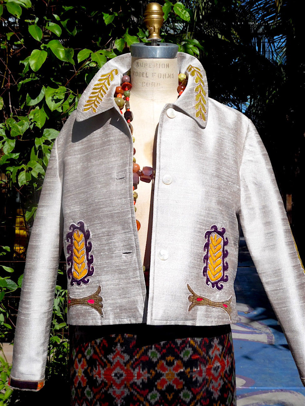 Box Jacket Vintage Suzani Embroidery Beige Lemongrass
